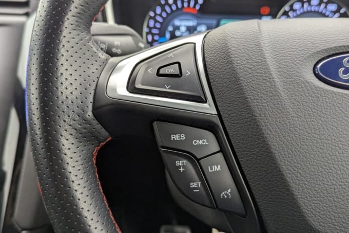 2025 Ford Mondeo
