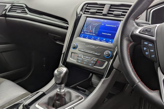 2025 Ford Mondeo