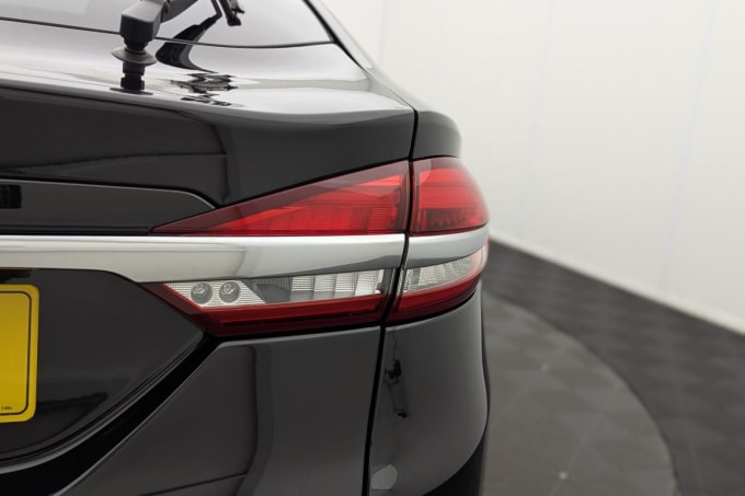 2025 Ford Mondeo