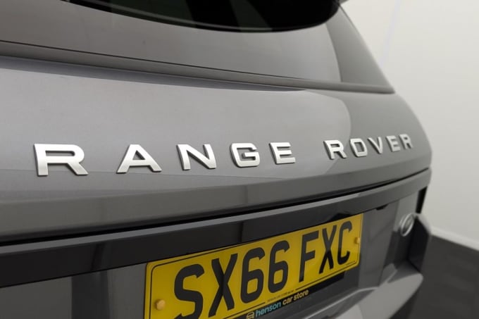 2025 Land Rover Range Rover Evoque