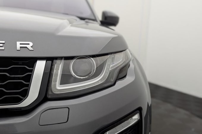 2025 Land Rover Range Rover Evoque