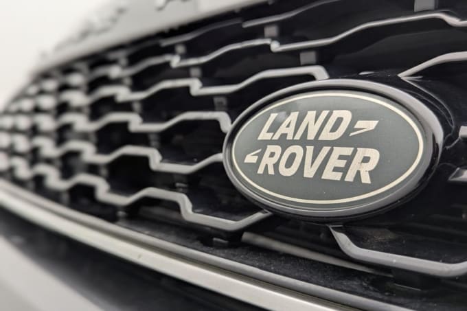 2025 Land Rover Range Rover Evoque