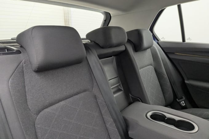 2025 Volkswagen Golf