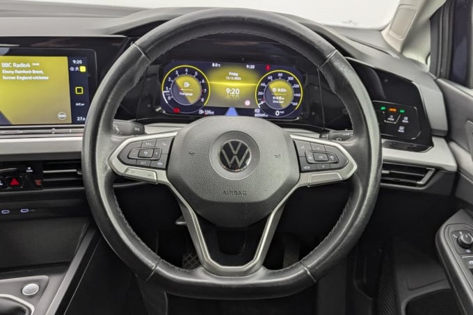 2025 Volkswagen Golf