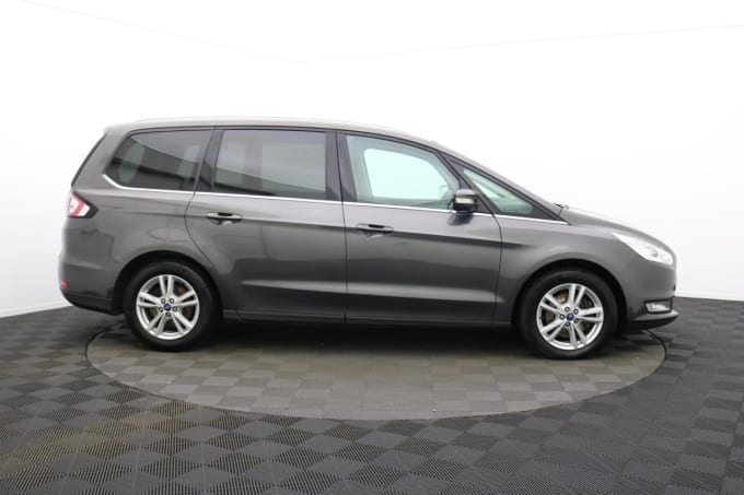 2025 Ford Galaxy