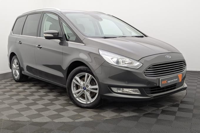 2025 Ford Galaxy