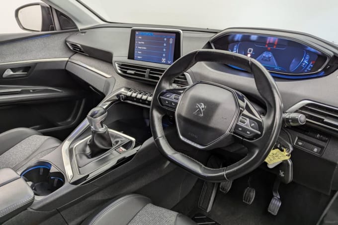 2025 Peugeot 3008