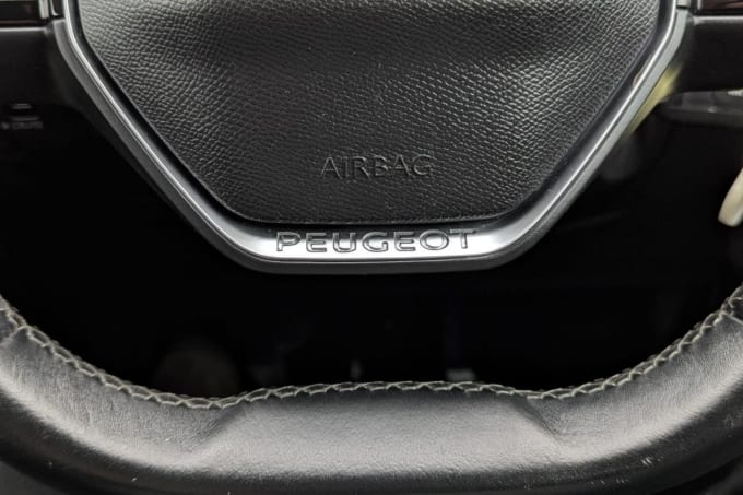 2025 Peugeot 3008