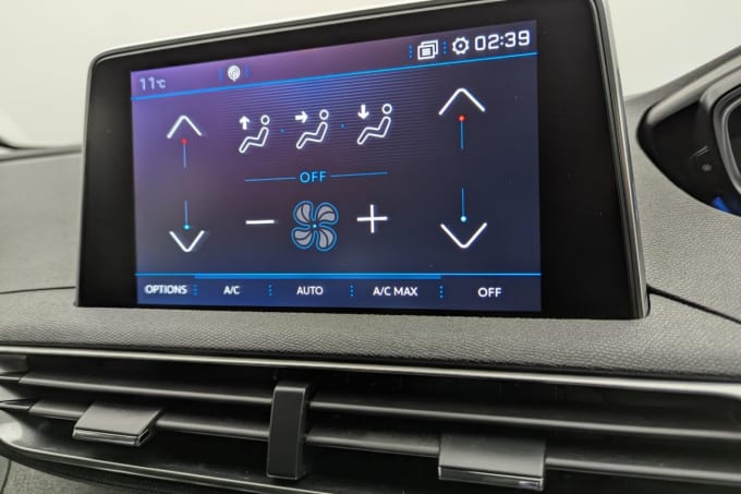 2025 Peugeot 3008