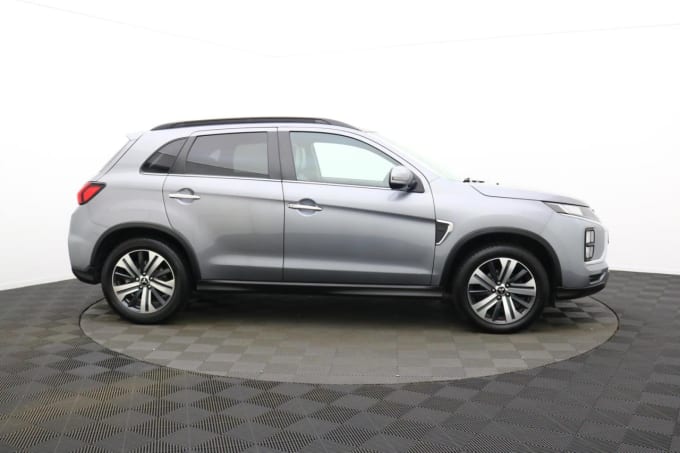 2025 Mitsubishi Asx