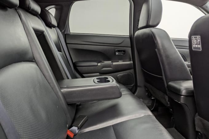 2025 Mitsubishi Asx