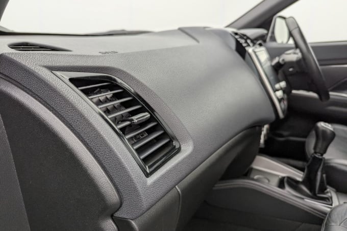 2025 Mitsubishi Asx