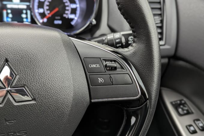 2025 Mitsubishi Asx