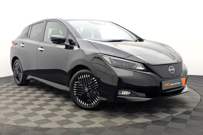 2025 Nissan Leaf