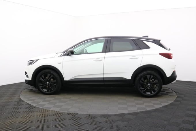 2025 Vauxhall Grandland X