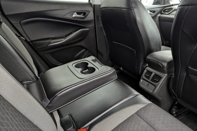2025 Vauxhall Grandland X
