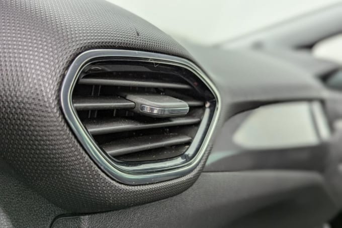 2025 Vauxhall Crossland X