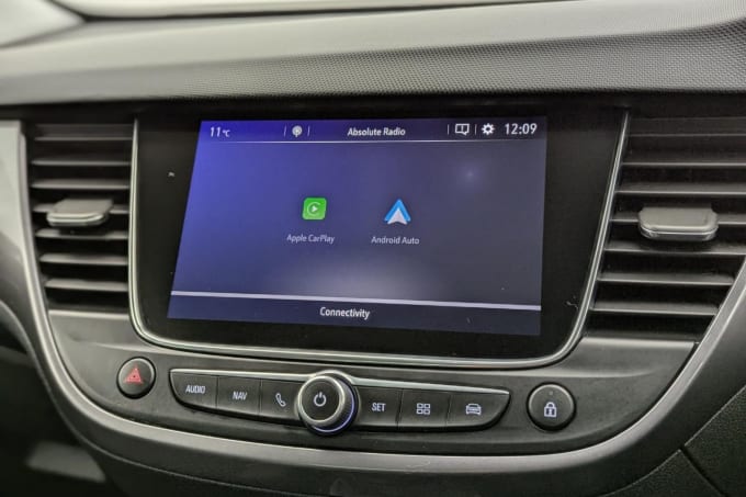 2025 Vauxhall Crossland X