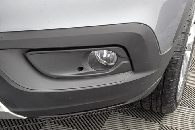 2025 Vauxhall Crossland X