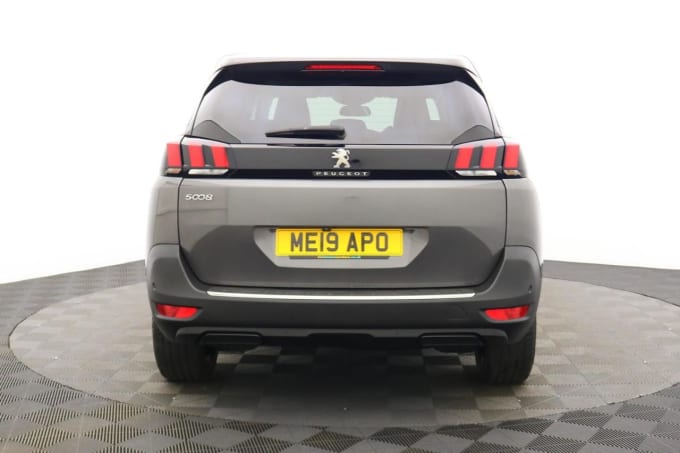 2025 Peugeot 5008