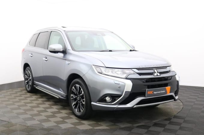2025 Mitsubishi Outlander