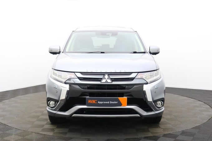 2025 Mitsubishi Outlander