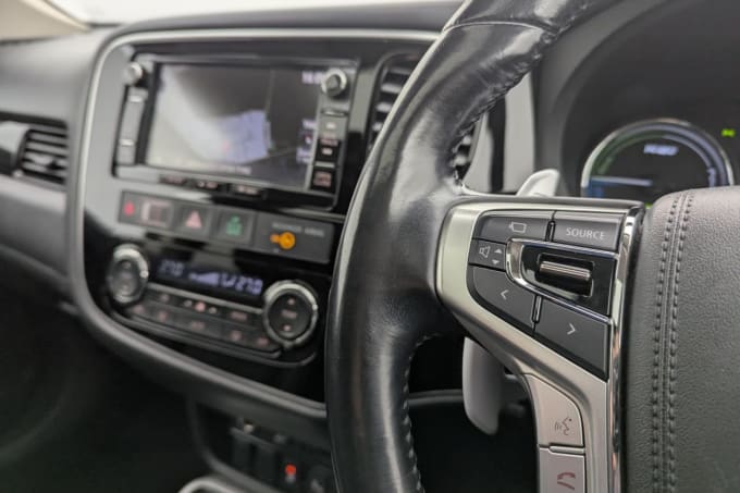 2025 Mitsubishi Outlander