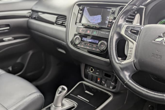 2025 Mitsubishi Outlander