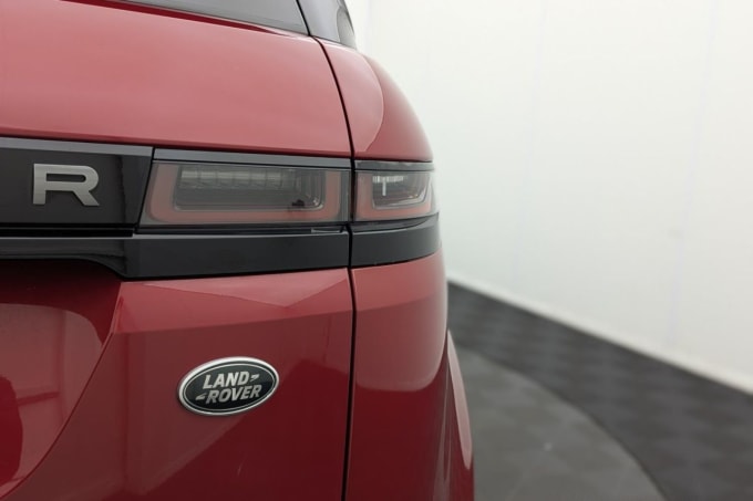 2025 Land Rover Range Rover Evoque