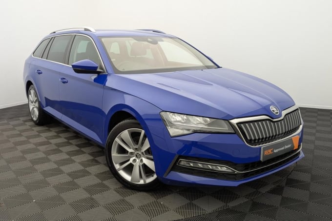 2025 Skoda Superb