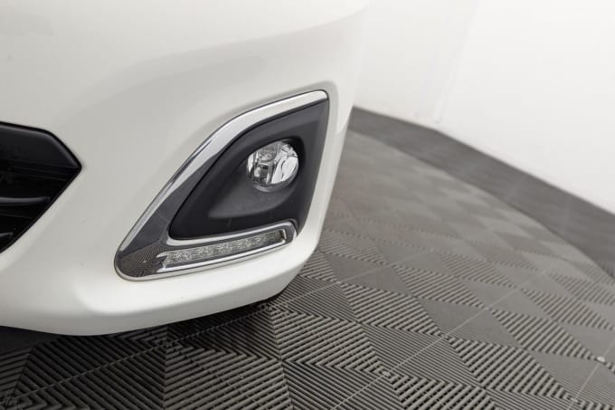 2025 Peugeot 108