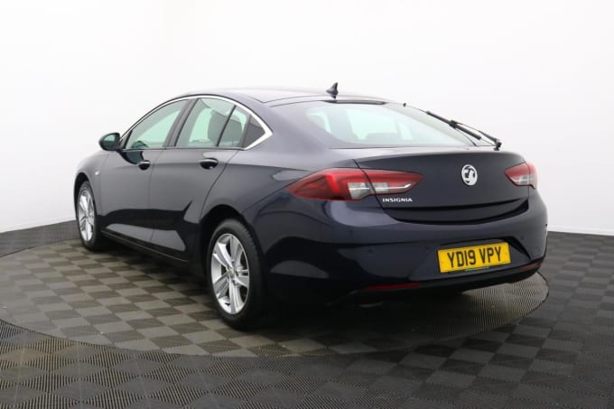 2025 Vauxhall Insignia