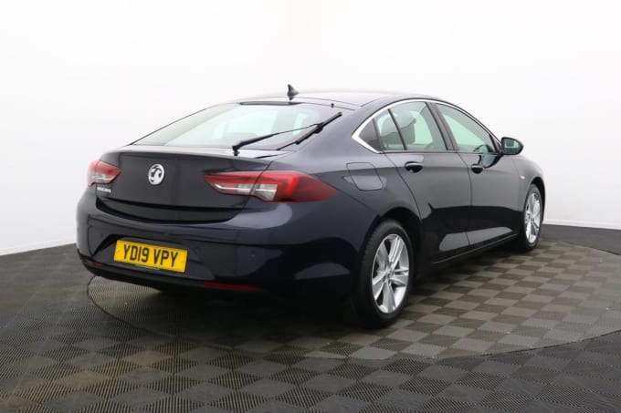 2025 Vauxhall Insignia