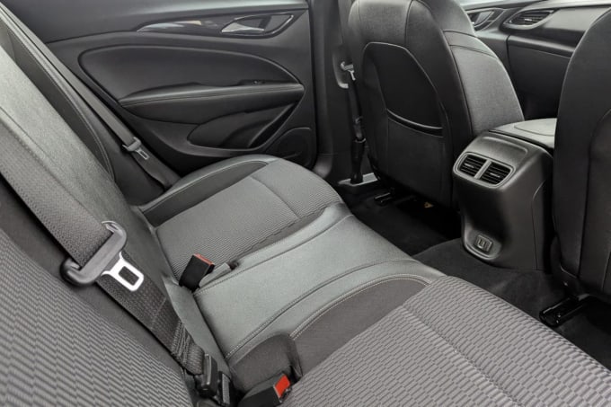 2025 Vauxhall Insignia