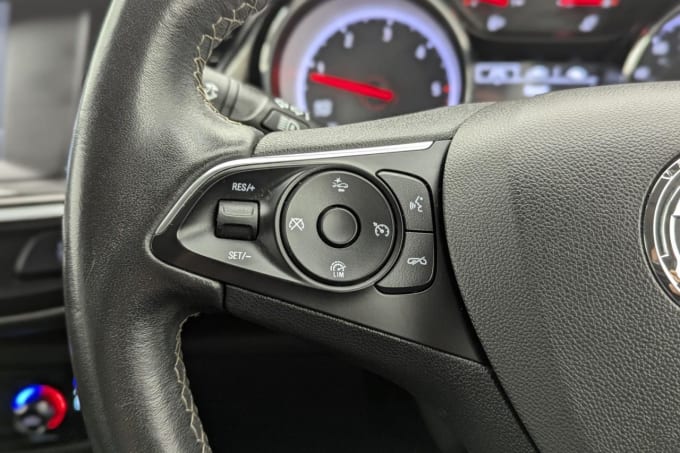 2025 Vauxhall Insignia