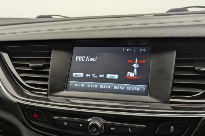 2025 Vauxhall Insignia