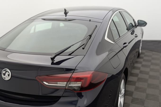 2025 Vauxhall Insignia