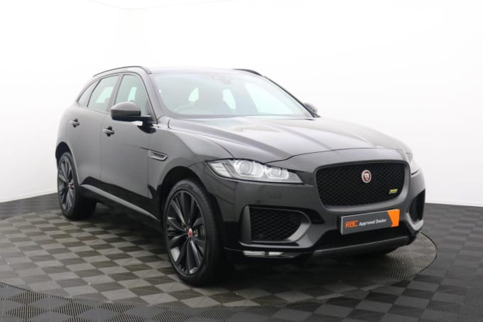 2025 Jaguar F-pace