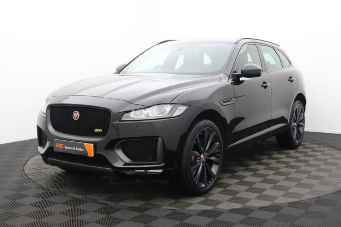 2025 Jaguar F-pace