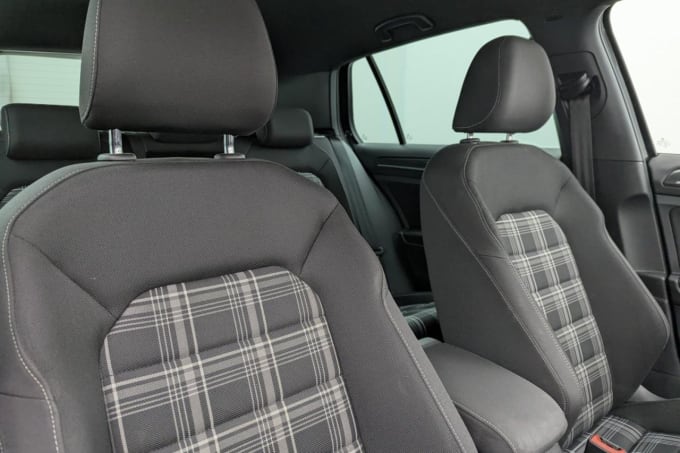 2025 Volkswagen Golf