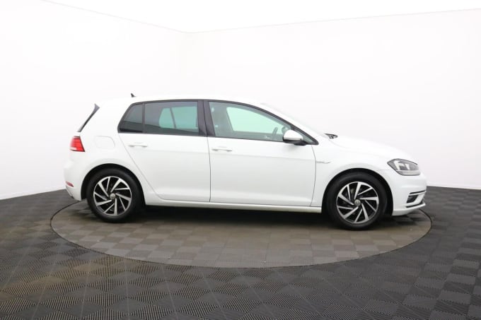 2025 Volkswagen Golf