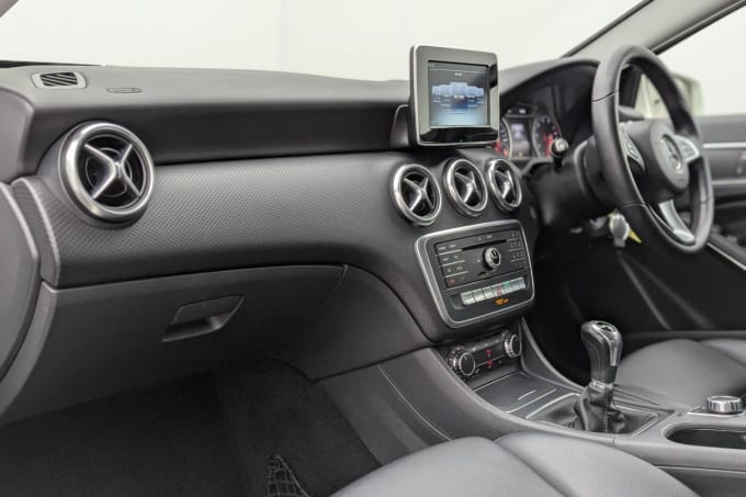 2025 Mercedes-benz A-class