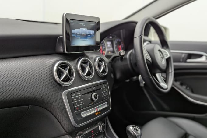 2025 Mercedes-benz A-class