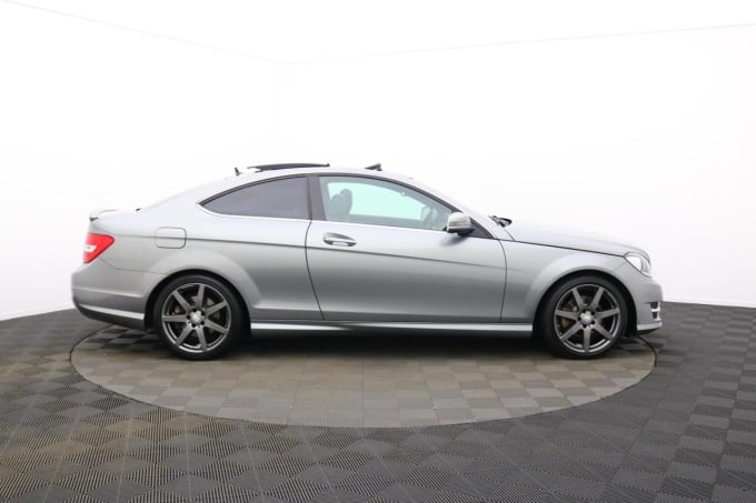 2025 Mercedes-benz C-class