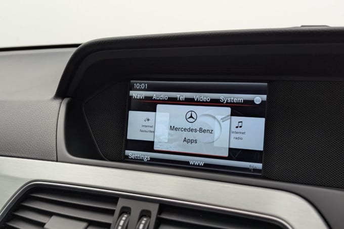 2025 Mercedes-benz C-class