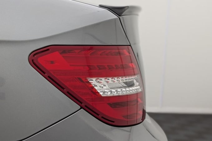2025 Mercedes-benz C-class
