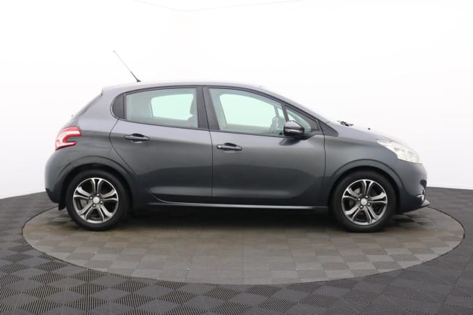 2025 Peugeot 208