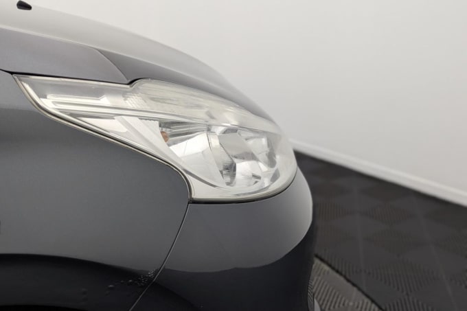 2025 Peugeot 208