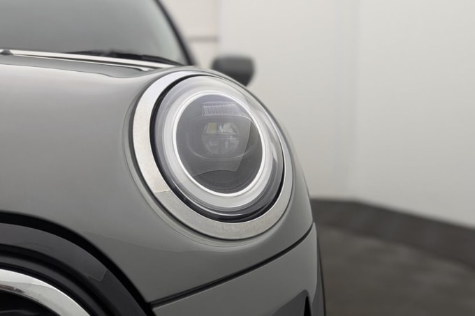 2025 Mini Hatch