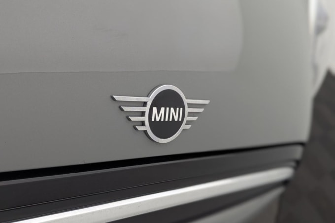 2025 Mini Hatch